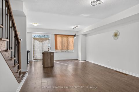 Photo 7 at 348 Okanagan Path, Donevan, Oshawa