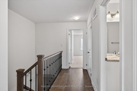 Photo 15 at 348 Okanagan Path, Donevan, Oshawa