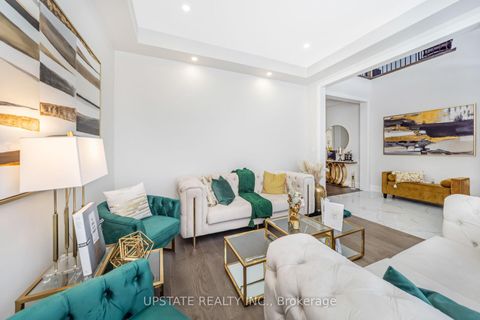 Photo 4 at 176 First Nations Trail, Kleinburg, Vaughan