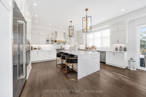 Photo 7 at 176 First Nations Trail, Kleinburg, Vaughan