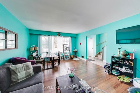 Photo 6 at 147 Berczy Street, Codrington, Barrie