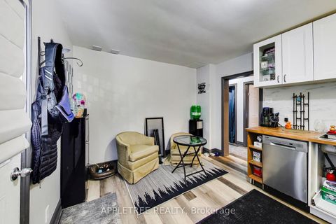 Photo 9 at 147 Berczy Street, Codrington, Barrie