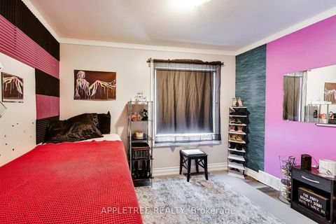 Photo 13 at 147 Berczy Street, Codrington, Barrie