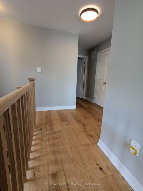 Photo 14 at 22 Westwood Avenue, Painswick South, Barrie