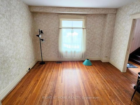 Photo 5 at 71 Nassau Street, Vanier, Oshawa