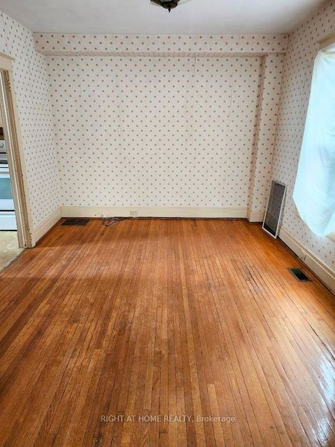 Photo 6 at 71 Nassau Street, Vanier, Oshawa