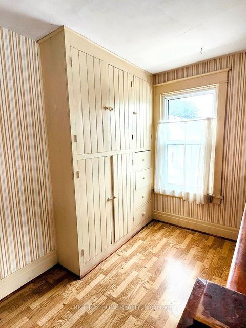 Photo 13 at 71 Nassau Street, Vanier, Oshawa