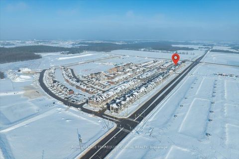 Photo 1 at 92 Pearen Lane, Rural Barrie Southwest, Barrie