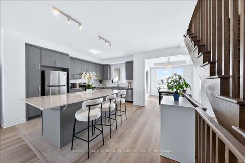 Photo 9 at 92 Pearen Lane, Rural Barrie Southwest, Barrie