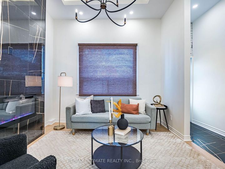 Photo 4 at 918 Ossington Avenue, Junction, Toronto