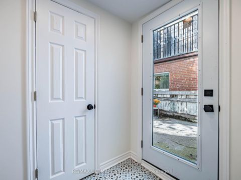 Photo 17 at 918 Ossington Avenue, Junction, Toronto