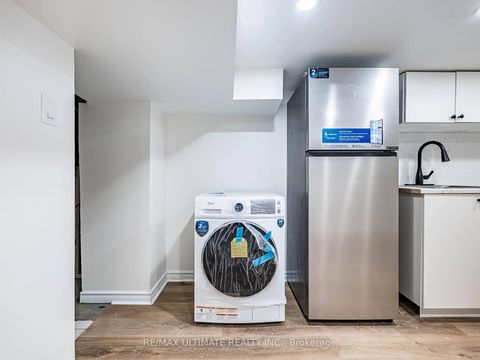 Photo 37 at 918 Ossington Avenue, Junction, Toronto