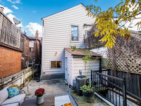 Photo 45 at 918 Ossington Avenue, Junction, Toronto