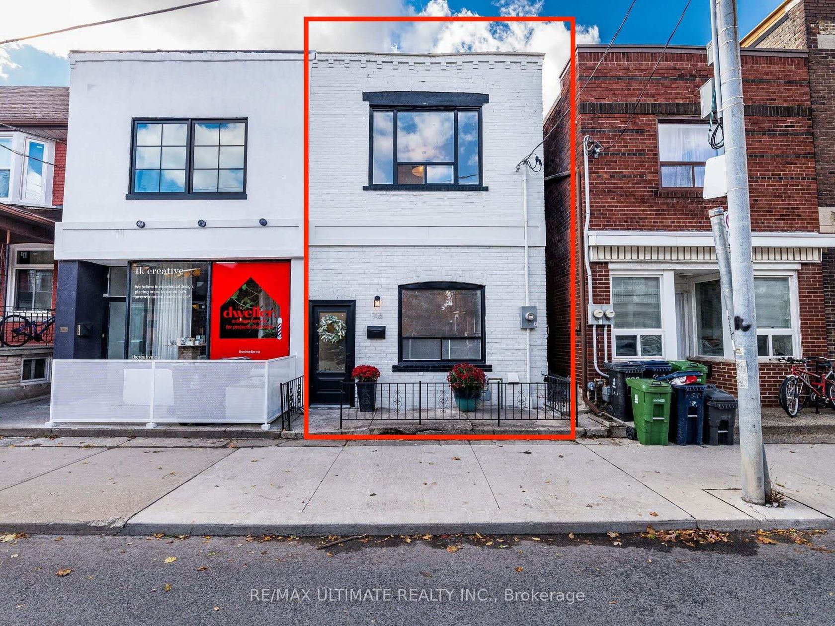 918 Ossington Avenue, Junction, Toronto photo number 2