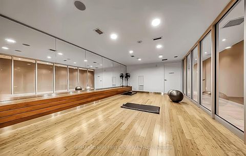 Photo 16 at 530 - 21 Iceboat Terrace, Waterfront Communities C1, Toronto