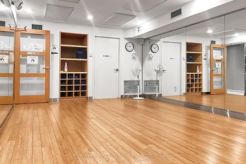 Photo 25 at 530 - 21 Iceboat Terrace, Waterfront Communities C1, Toronto