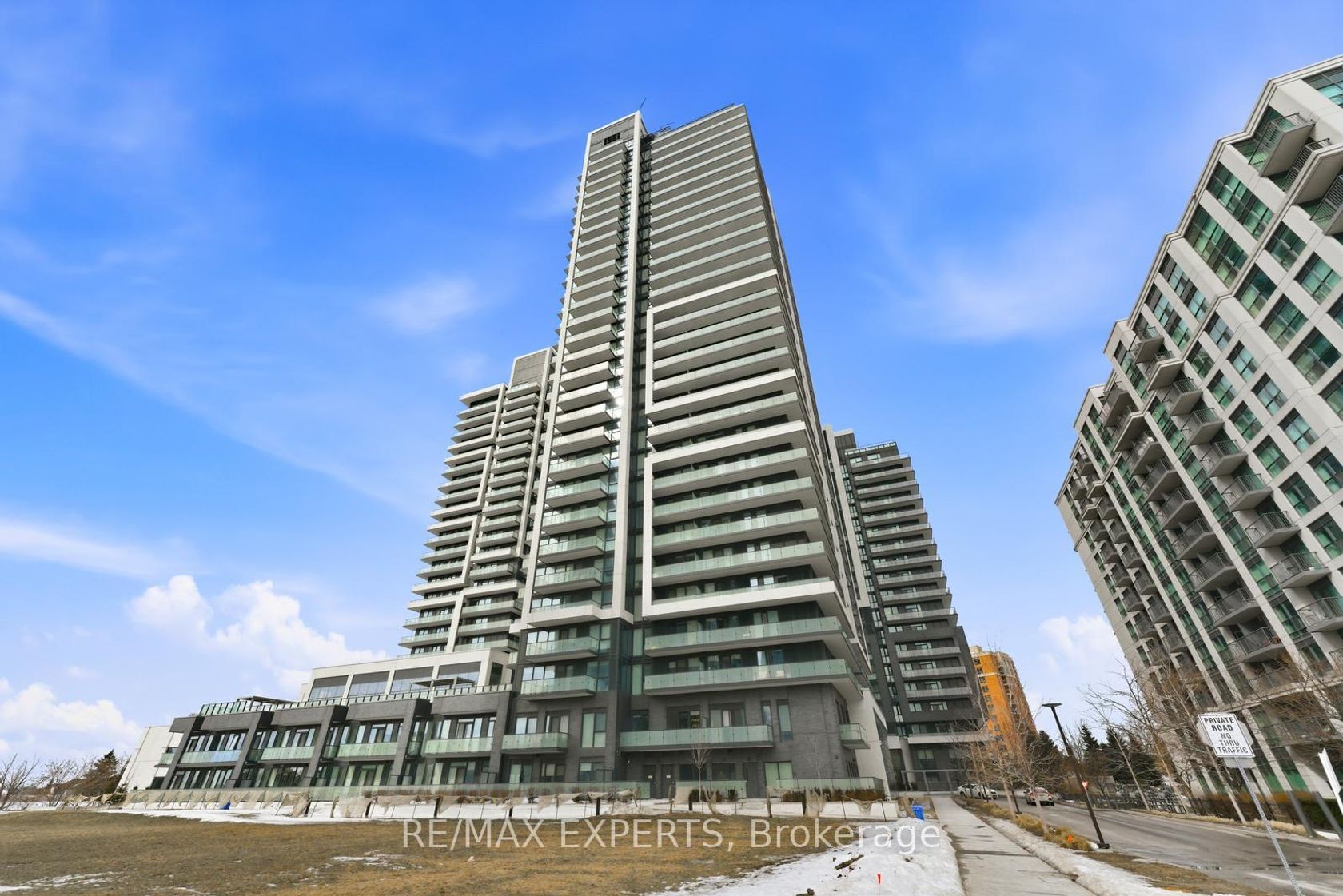 307 - 105 Oneida Crescent, Langstaff, Richmond Hill photo 9