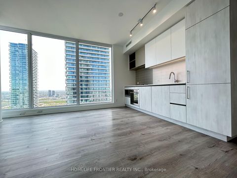 Photo 11 at 3710 - 1000 Portage Parkway, Concord, Vaughan