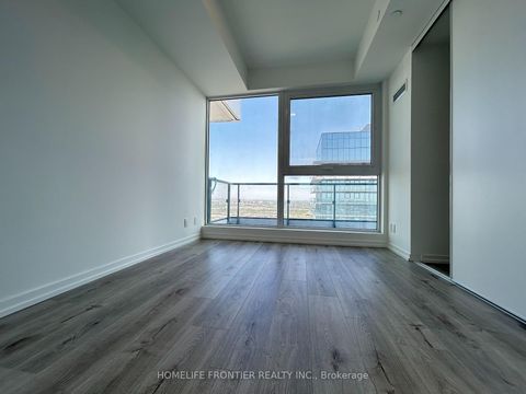 Photo 15 at 3710 - 1000 Portage Parkway, Concord, Vaughan