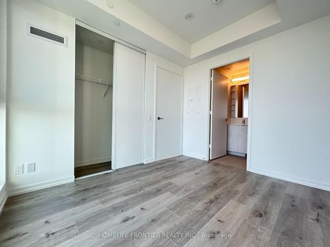 Photo 17 at 3710 - 1000 Portage Parkway, Concord, Vaughan