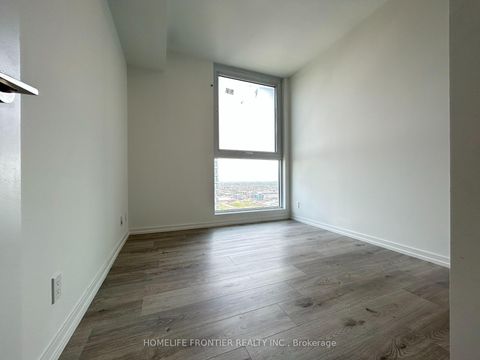 Photo 21 at 3710 - 1000 Portage Parkway, Concord, Vaughan