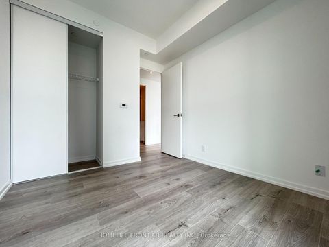 Photo 22 at 3710 - 1000 Portage Parkway, Concord, Vaughan