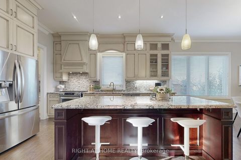 Photo 16 at 53 Rockwell Road, Doncrest, Richmond Hill