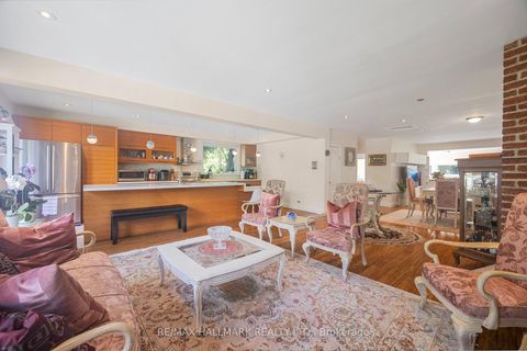 Photo 11 at 19 Talwood Drive, Don Mills, Toronto