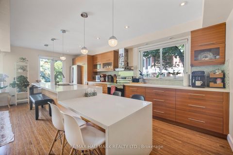 Photo 21 at 19 Talwood Drive, Don Mills, Toronto