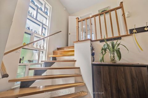 Photo 25 at 19 Talwood Drive, Don Mills, Toronto