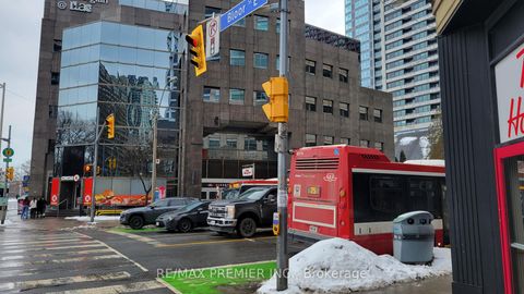 Photo 2 at 407A Bloor Street E, North St. James Town, Toronto