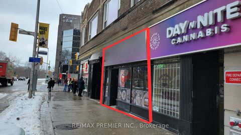 Photo 4 at 407A Bloor Street E, North St. James Town, Toronto