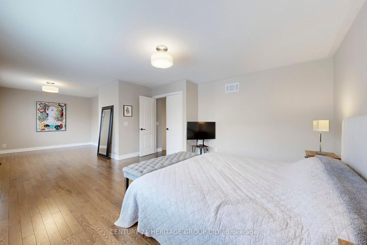Photo 18 at 20 Altus Park Drive, Patterson, Vaughan