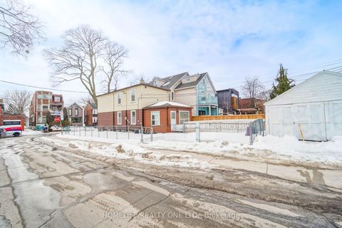 Photo 6 at 104 Benson Avenue, Wychwood, Toronto
