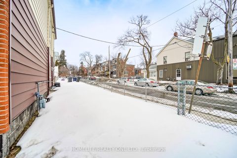 Photo 10 at 104 Benson Avenue, Wychwood, Toronto