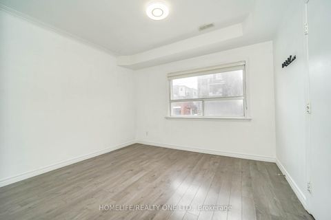 Photo 12 at 104 Benson Avenue, Wychwood, Toronto