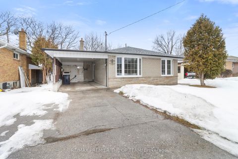 Photo 1 at 16 Brantwood Drive, Woburn, Toronto