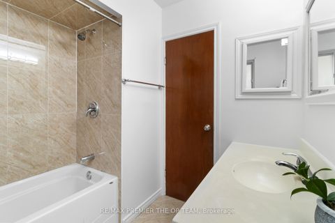 Photo 30 at 16 Brantwood Drive, Woburn, Toronto