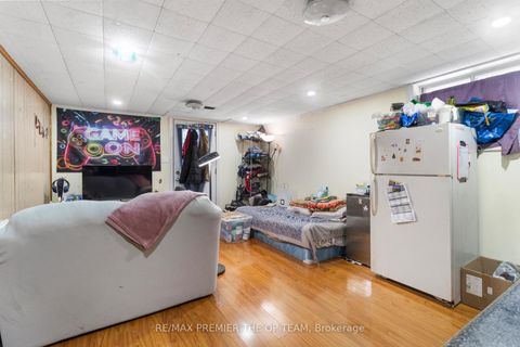 Photo 35 at 16 Brantwood Drive, Woburn, Toronto