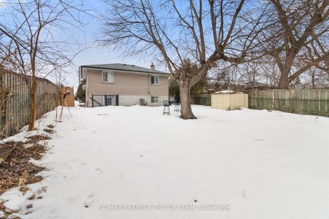 Photo 38 at 16 Brantwood Drive, Woburn, Toronto