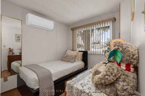 Photo 13 at 73 Main Street, Rural Innisfil, Innisfil