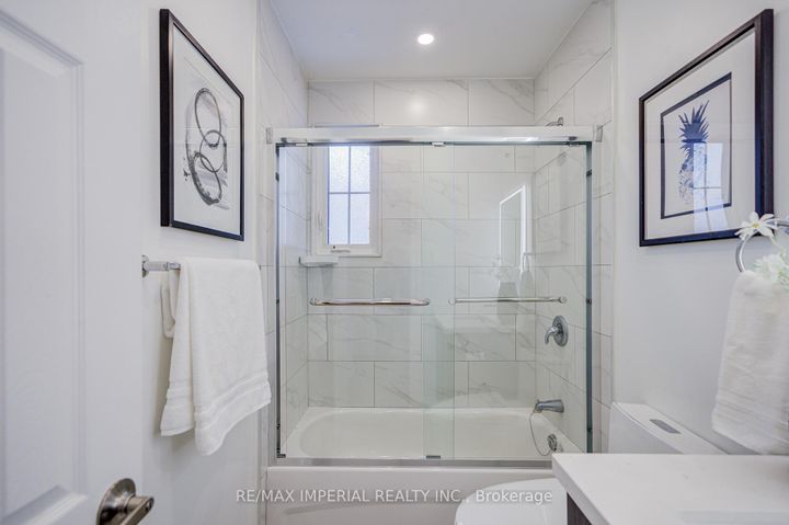 Photo 24 at 254 Browndale Crescent, Crosby, Richmond Hill