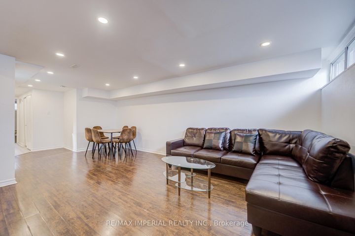 Photo 33 at 254 Browndale Crescent, Crosby, Richmond Hill