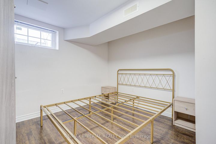 Photo 42 at 254 Browndale Crescent, Crosby, Richmond Hill