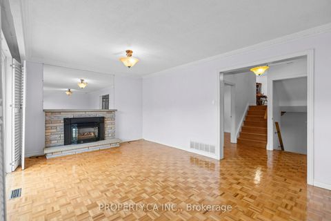 Photo 20 at 48 Navaho Drive, Pleasant View, Toronto