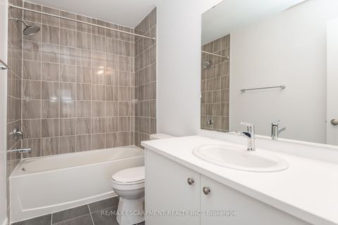 Photo 20 at 33 Red Maple Lane, Shore, Barrie