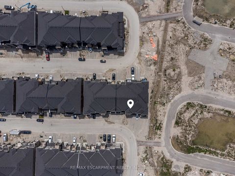 Photo 34 at 33 Red Maple Lane, Shore, Barrie