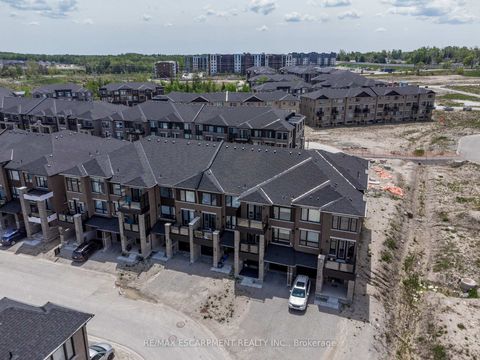 Photo 35 at 33 Red Maple Lane, Shore, Barrie