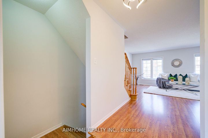 Photo 8 at 27 Warrington Way, Berczy, Markham