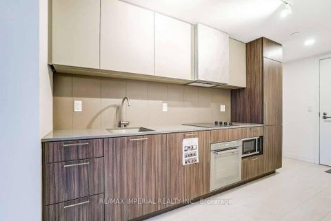 Photo 7 at 2001 - 19 Western Battery Road, Niagara, Toronto